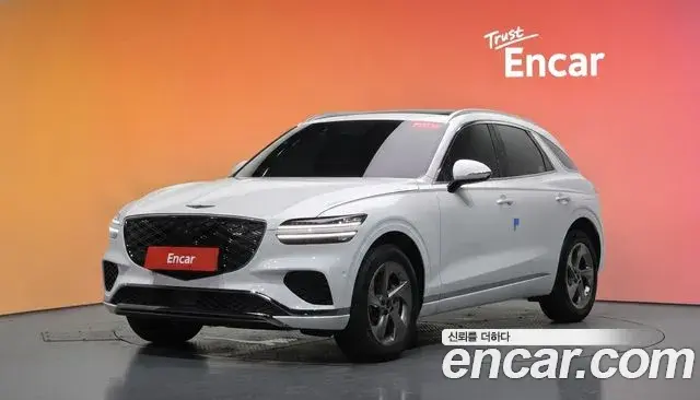 Genesis GV70 2025 — ფოტო 22/31