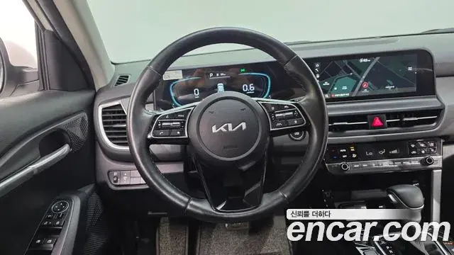 Kia Seltos 2025 — Photo 14/31