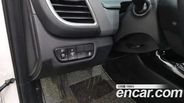 Kia Seltos 2025 — Photo 15/31
