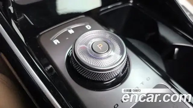 Kia Sorento 2024 — ფოტო 19/36
