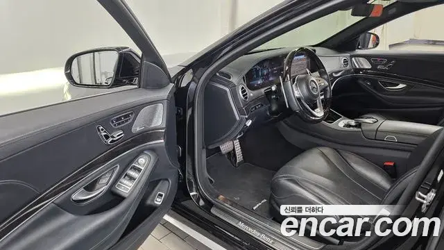 Mercedes-Benz S-Class 2019 — Фото 10/20