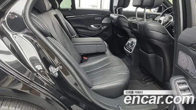 Mercedes-Benz S-Class 2019 — Фото 11/20