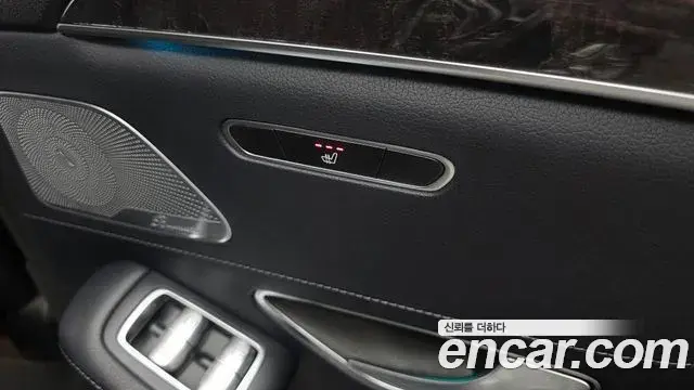Mercedes-Benz S-Class 2019 — Фото 18/20