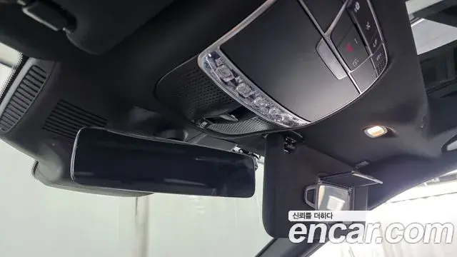 Mercedes-Benz S-Class 2019 — Photo 5/33