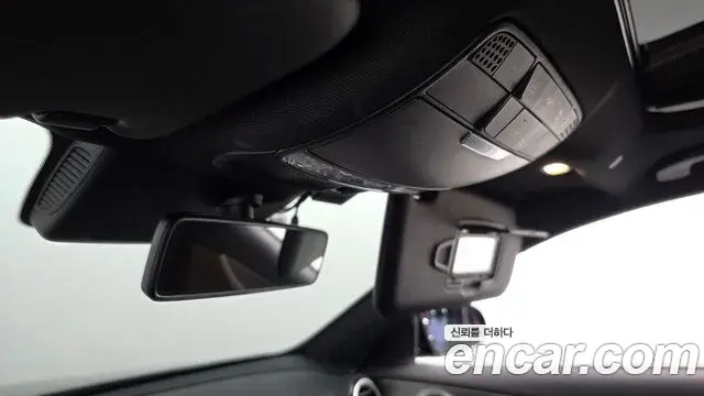 Mercedes-Benz E-Class 2020 — Photo 20/33