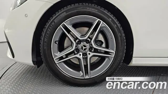 Mercedes-Benz E-Class 2023 — Şəkil 3/30