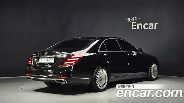 Mercedes-Benz S-Class 2019 — Фото 2/20