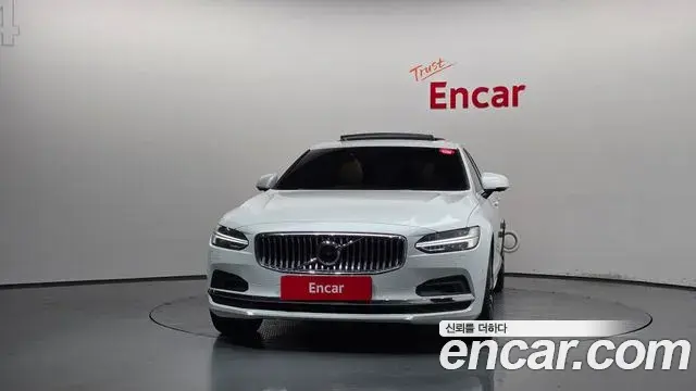Volvo S90 2021 — Şəkil 33/34
