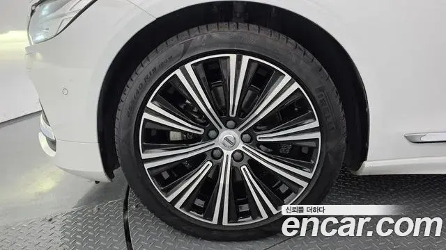 Volvo S90 2021 — Şəkil 21/34