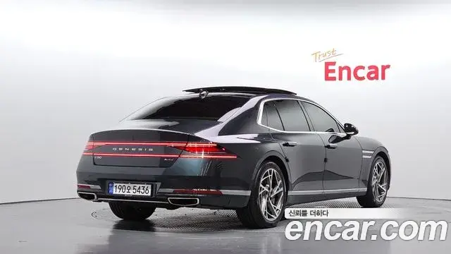 Genesis G90 2022 — Фото 2/20