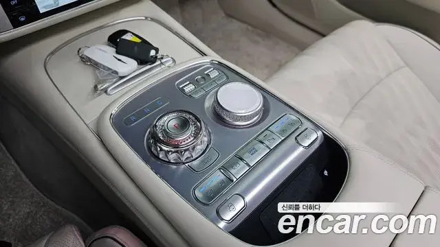 Genesis G90 2022 — Фото 9/20