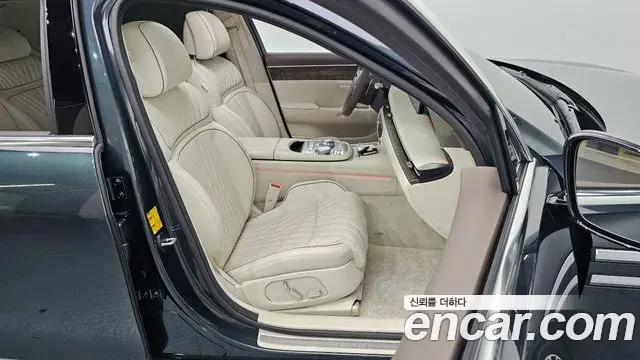 Genesis G90 2022 — Фото 10/20