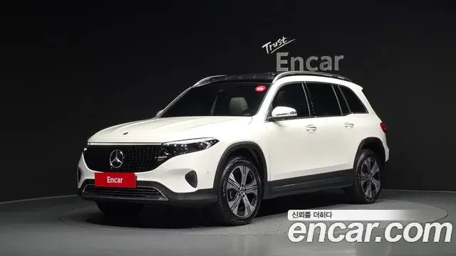 Mercedes-Benz EQB 2025 — Şəkil 10/20