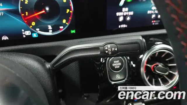 Mercedes-Benz CLA-Class 2023 — Фото 9/20