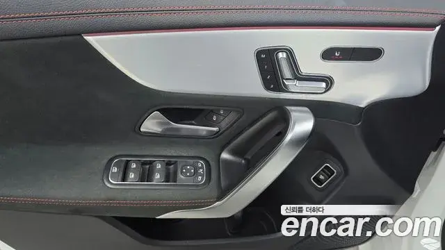 Mercedes-Benz CLA-Class 2023 — Фото 18/20