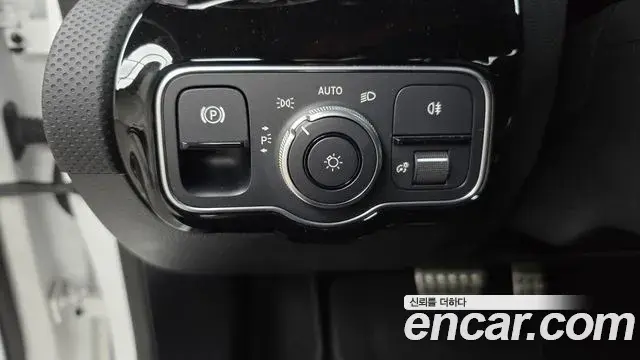 Mercedes-Benz CLA-Class 2023 — Фото 20/20