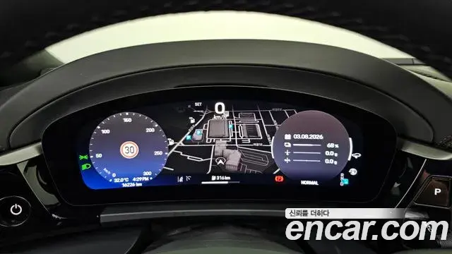 Porsche Macan EV 2025 — Şəkil 26/34