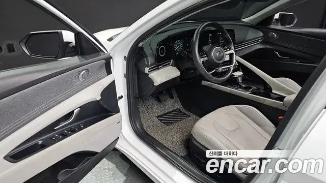 Hyundai Avante 2023 — Фото 8/20