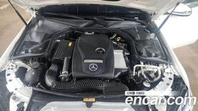 Mercedes-Benz C-Class 2018 — ფოტო 16/20
