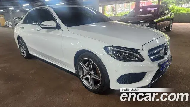 Mercedes-Benz C-Class 2018 — ფოტო 4/20