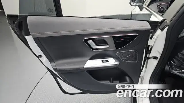 Mercedes-Benz EQE 2024 — Şəkil 15/30