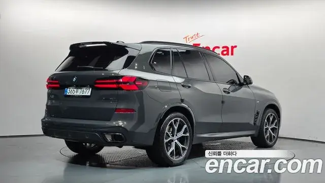 BMW X5 2025 — Фото 2/20