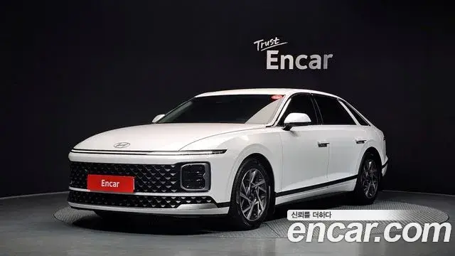Hyundai Grandeur 2024 — Фото 1/20