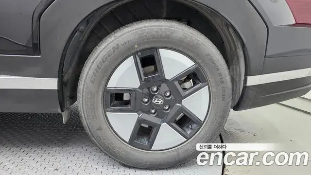 Hyundai Santa Fe 2025 — ფოტო 19/36