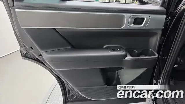 Hyundai Santa Fe 2025 — ფოტო 8/36