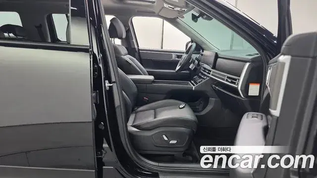 Hyundai Santa Fe 2025 — ფოტო 21/36