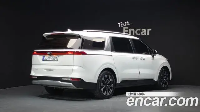 Kia Carnival 2022 — Фото 2/20
