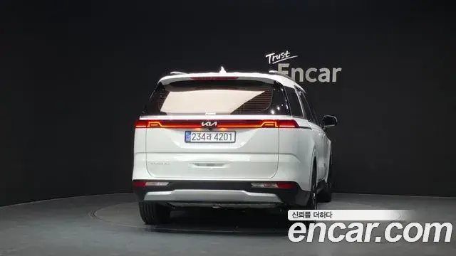 Kia Carnival 2022 — Фото 4/20