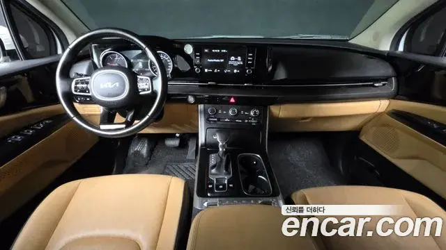 Kia Carnival 2022 — Фото 10/20