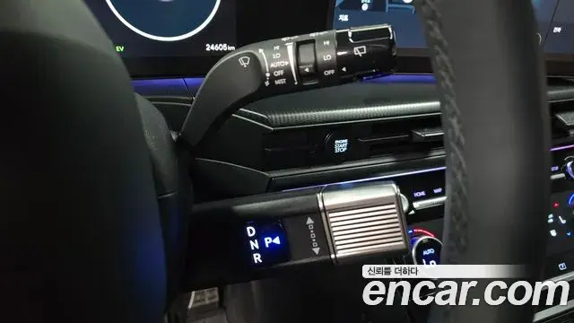 Hyundai Santa Fe 2024 — Photo 9/20