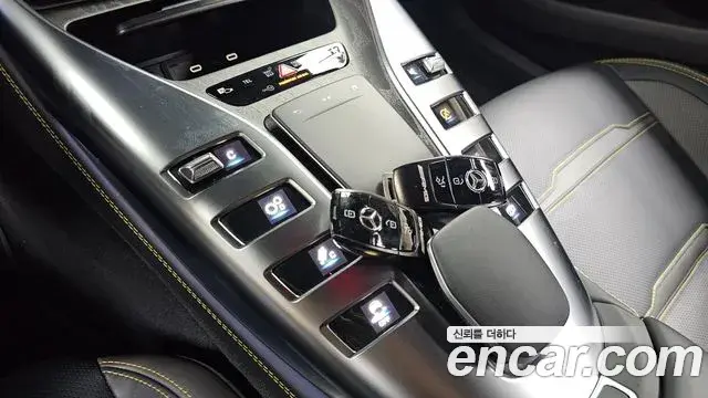 Mercedes-Benz AMG GT 2024 — Şəkil 28/31