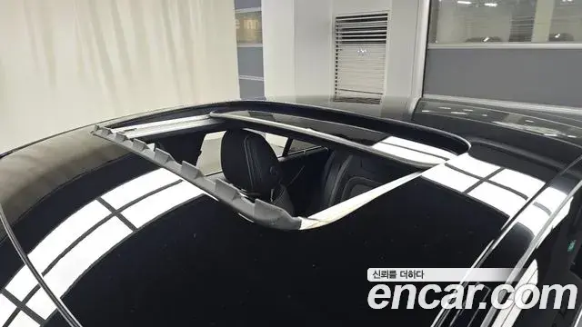 Mercedes-Benz AMG GT 2024 — Şəkil 16/31