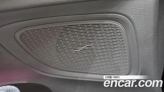 Mercedes-Benz CLE-Class 2025 — Photo 8/30