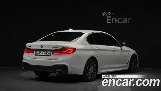 BMW 5 Series 2020 — Photo 4/33
