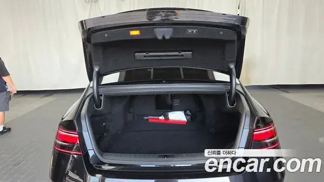 Genesis G90 2025 — Şəkil 26/32