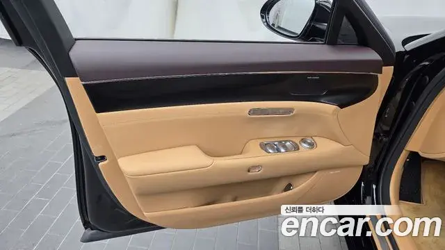 Genesis G90 2025 — Şəkil 17/32