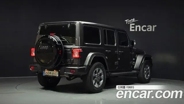 Jeep Wrangler 2021 — Фото 2/20