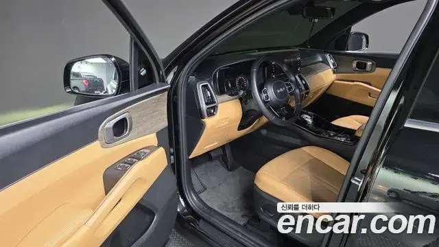Kia Sorento 2022 — Şəkil 5/31