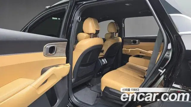 Kia Sorento 2022 — Şəkil 4/31