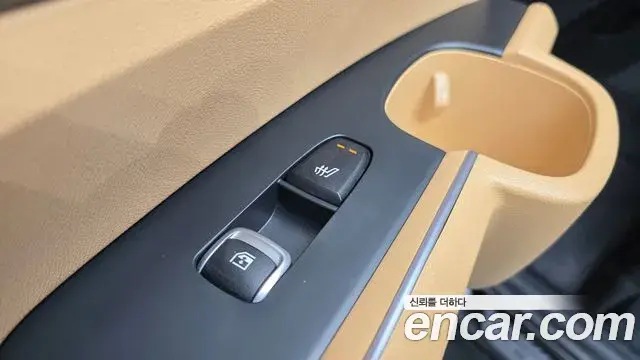 Kia Sorento 2022 — Şəkil 25/31
