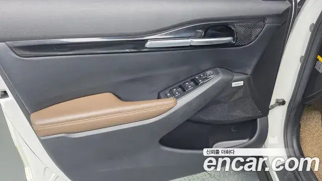 Kia Seltos 2019 — Şəkil 19/33