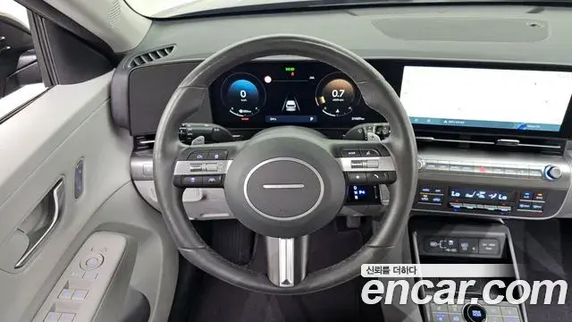 Hyundai Kona 2024 — Фото 13/20