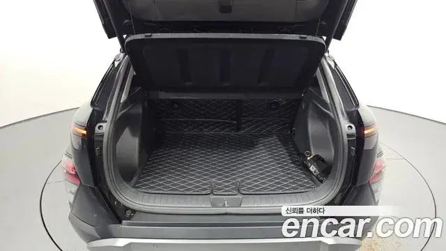 Hyundai Kona 2024 — Фото 16/20