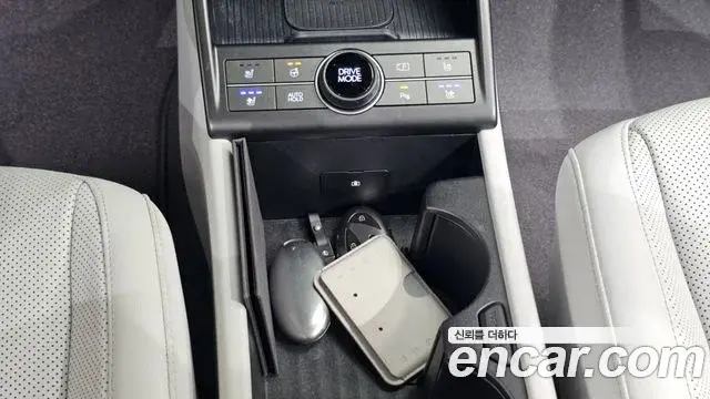 Hyundai Kona 2024 — Фото 17/20