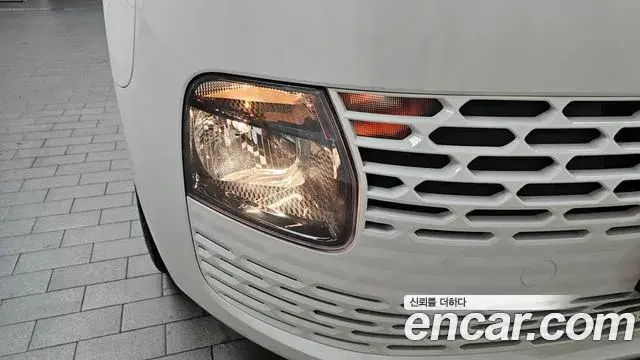 Hyundai Staria 2022 — ფოტო 31/31