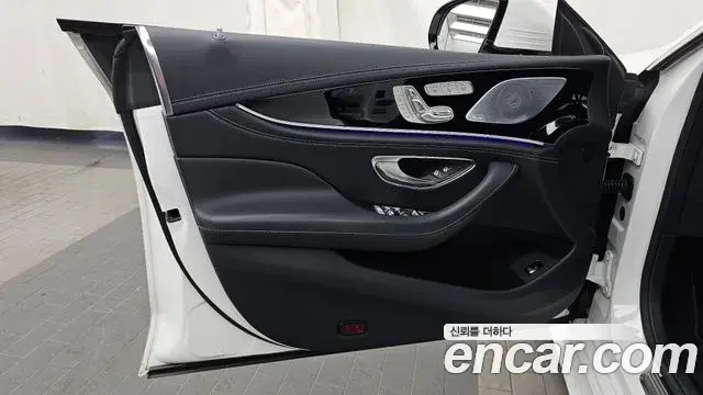 Mercedes-Benz AMG GT 2022 — ფოტო 22/35
